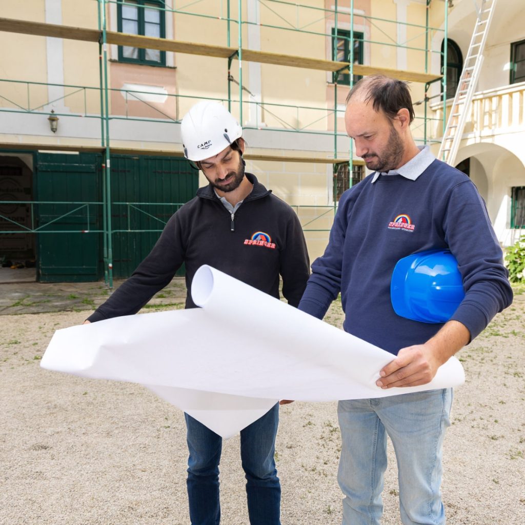 Martin und Michael Springer auf der Baustelle